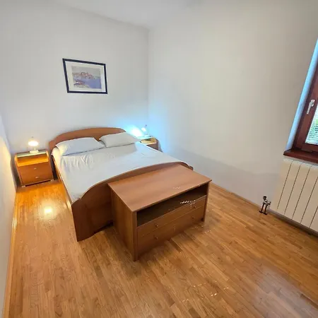 Fuer 4-5 Personen Mit Terrasse By Interhome Apartament Dramalj