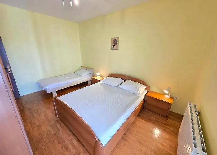 Apartament Fuer 4-5 Personen Mit Terrasse By Interhome Dramalj